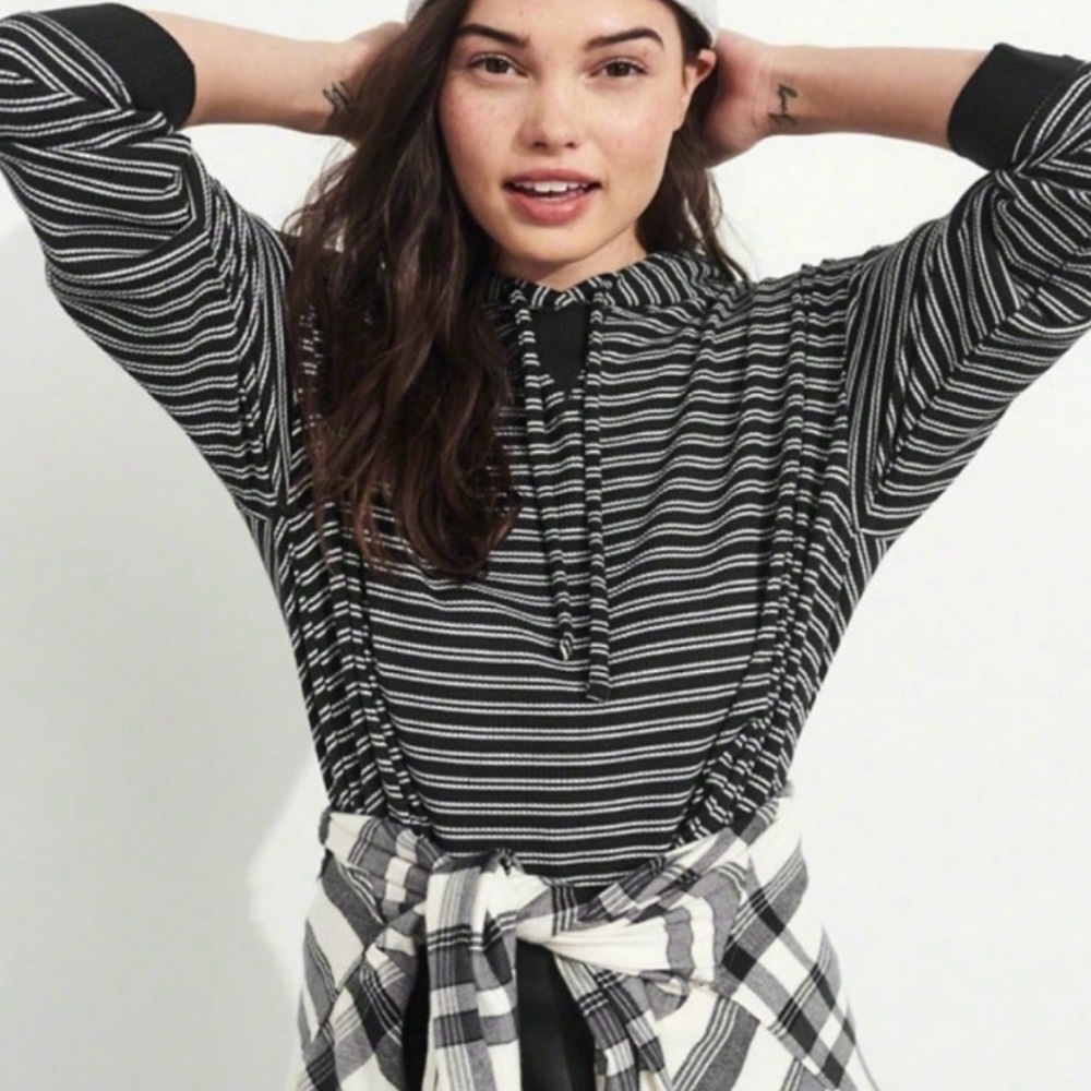 Hollister Navy White Stripes Knit Lightweight Must Have Collection Hoodie Small - Picture 2 of 8